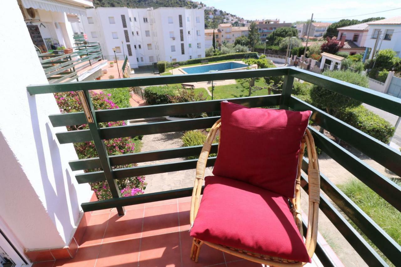 Lisboa 14 Apartment Roses Exterior photo